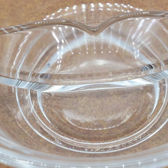 Vintage Clear Glass Divided Relish Condiment Bowl with Center Spoon Rest - Picture 5 of 6